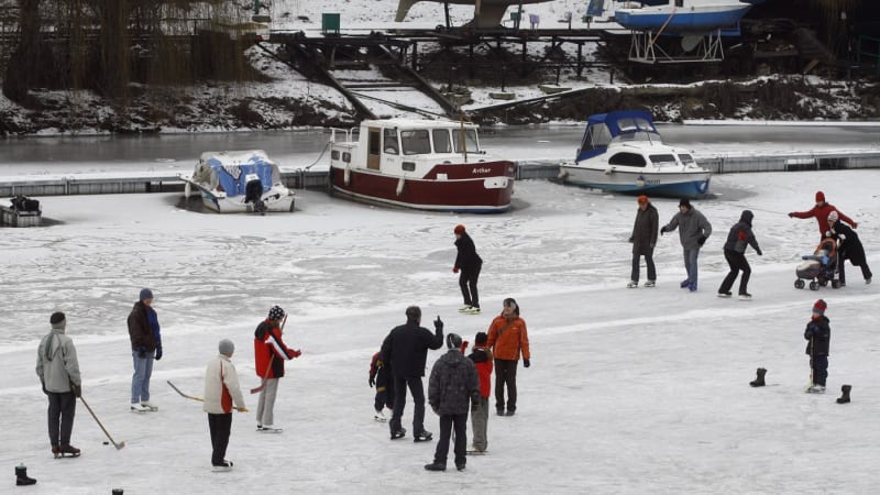 Udeří nejtužší zima za poslední dekádu. Experti popsali fenomén vyvolávající nezvyklé mrazy