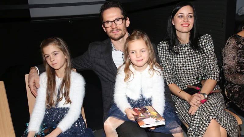 Drama hokejisty Eliáše s rodinou. Z dovolené musel prchnout kvůli krvavým protestům