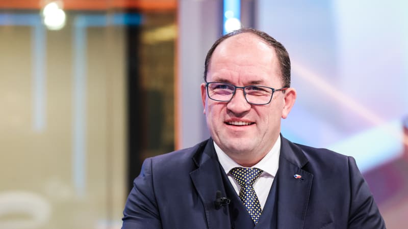 Frank vydíral Háchu jako Macinka Pavla, řekl Výborný. Chtěl jsem poukázat na minulost, hájí se