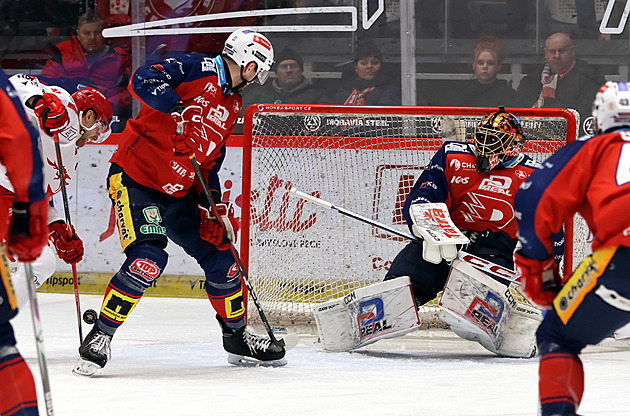 ONLINE: Třinec vede nad Pardubicemi, Litvínov se blíží k baráži. Plzeň venku tápe