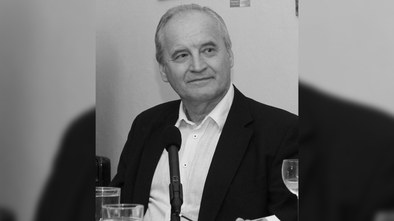 Při nehodě zemřel houslista Jaroslav Šonský. Založil věhlasný soubor, získal Gratias Agit