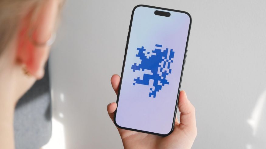 Volby jsou už zítra: klasickou občanku už nepotřebujete, stačí aplikace eDoklady
